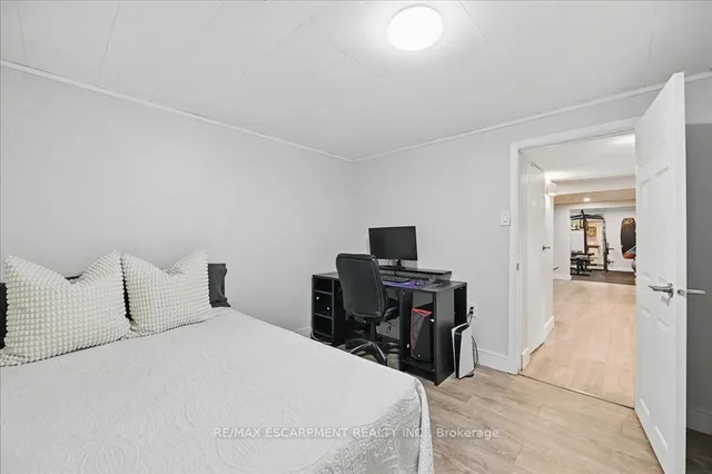 Additional property image - 747 MULLIN Way