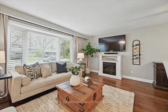 Additional property image - 747 MULLIN Way