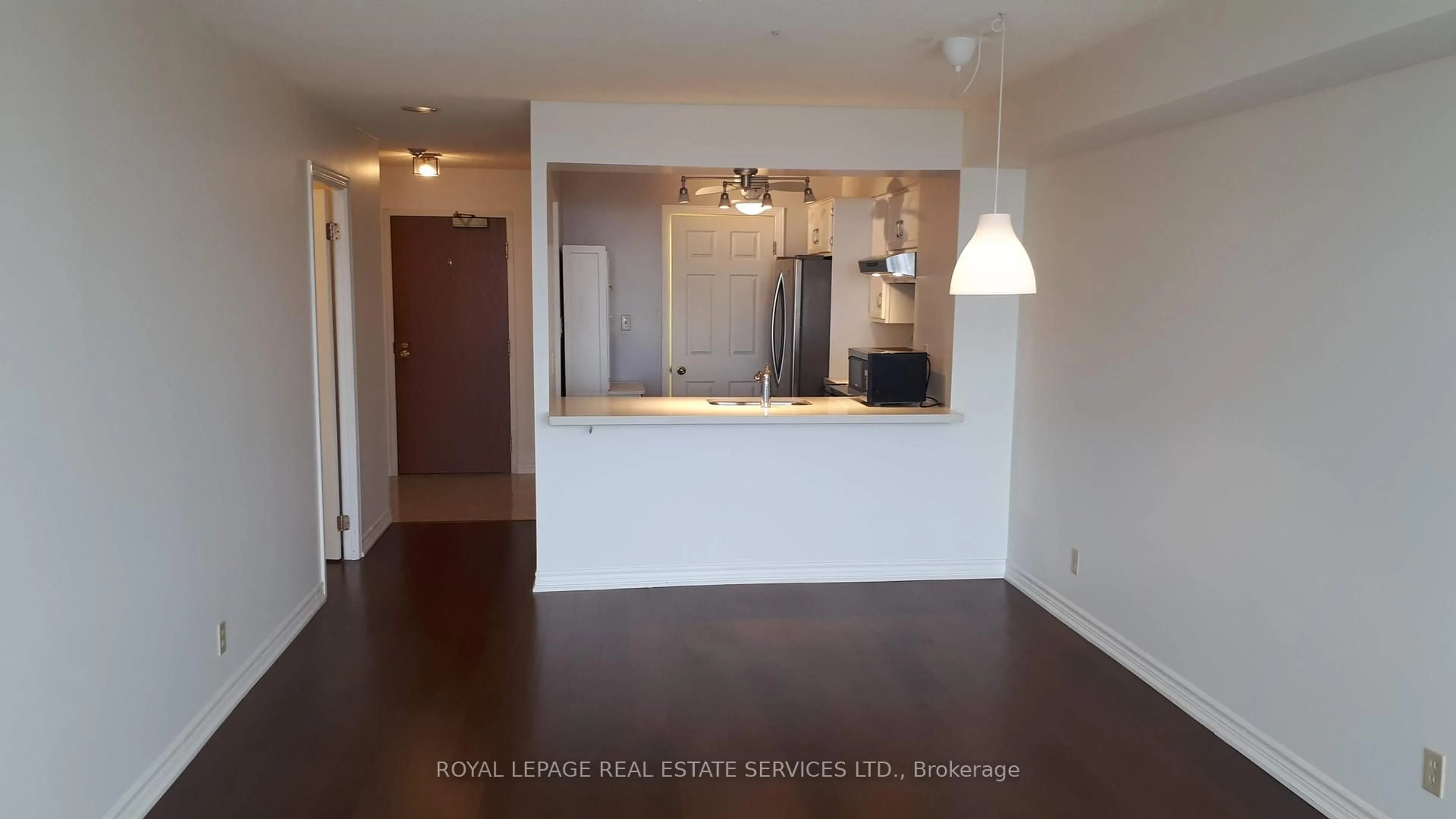 Open concept kitchen, wood/laminate floor for 1 Aberfoyle Cres #1007, Toronto Ontario M8X 2X8