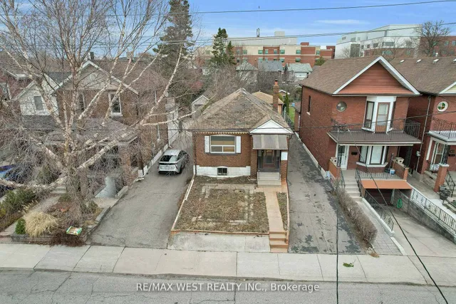 Additional property image - 661 Beresford Ave
