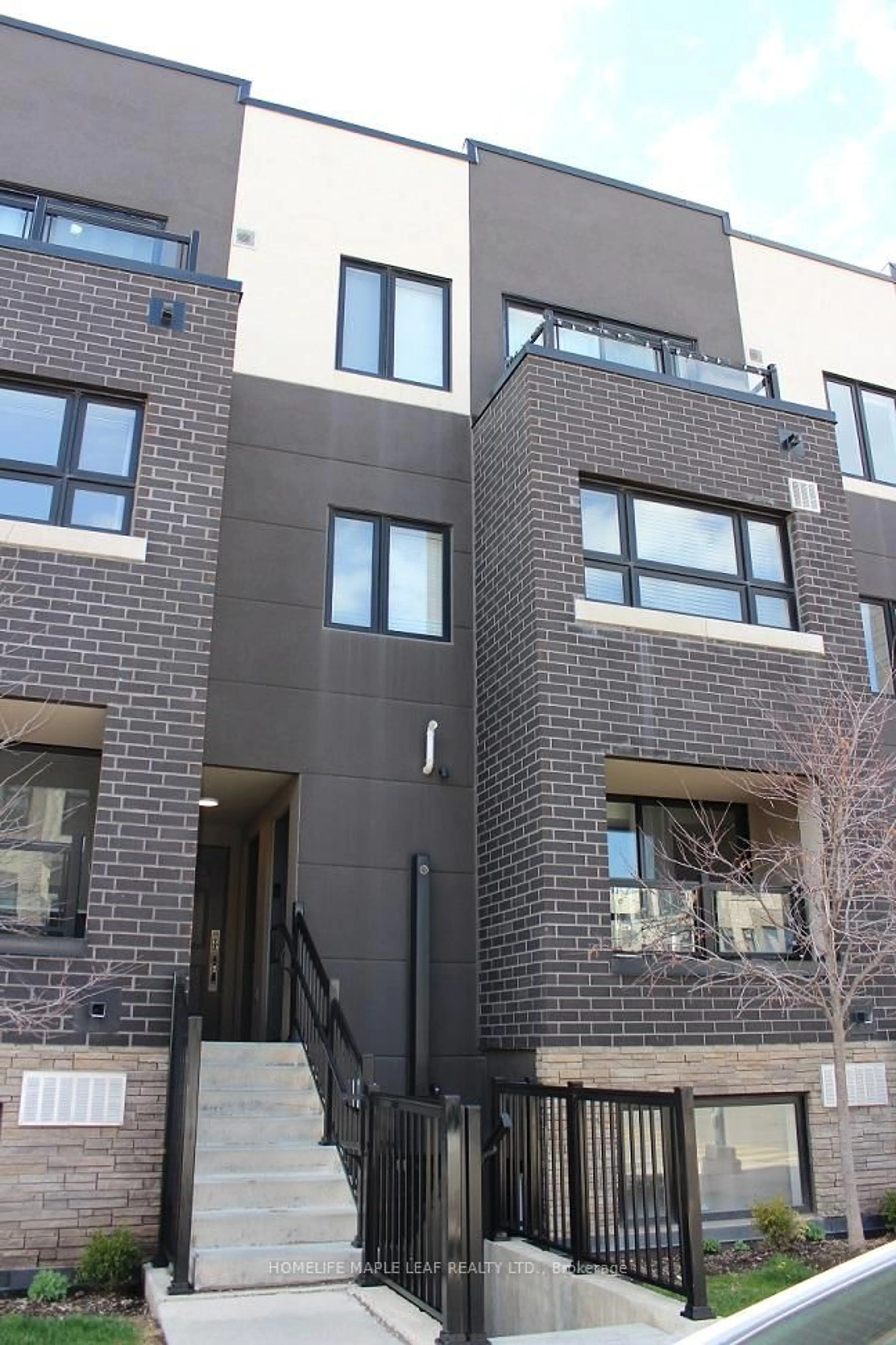 Home with brick exterior material, street for 1133 Cooke Blvd #811, Burlington Ontario L7T 0C3