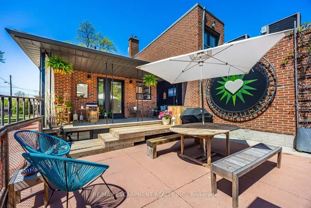 Additional property image - 35 Woodenhill Crt