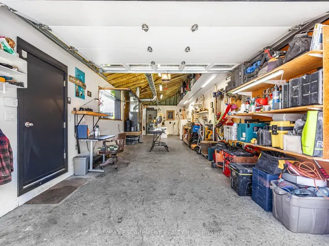 Additional property image - 35 Woodenhill Crt