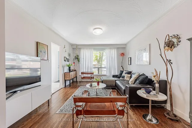 Additional property image - 35 Woodenhill Crt