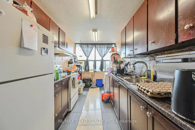 Additional property image - 21 Knightsbridge Rd Unit 403