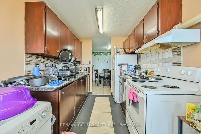 Additional property image - 21 Knightsbridge Rd Unit 403