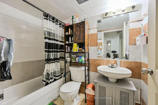 Additional property image - 21 Knightsbridge Rd Unit 403