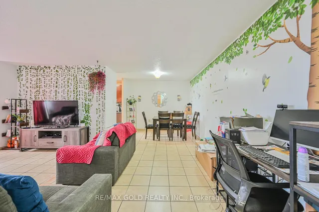 Additional property image - 21 Knightsbridge Rd Unit 403