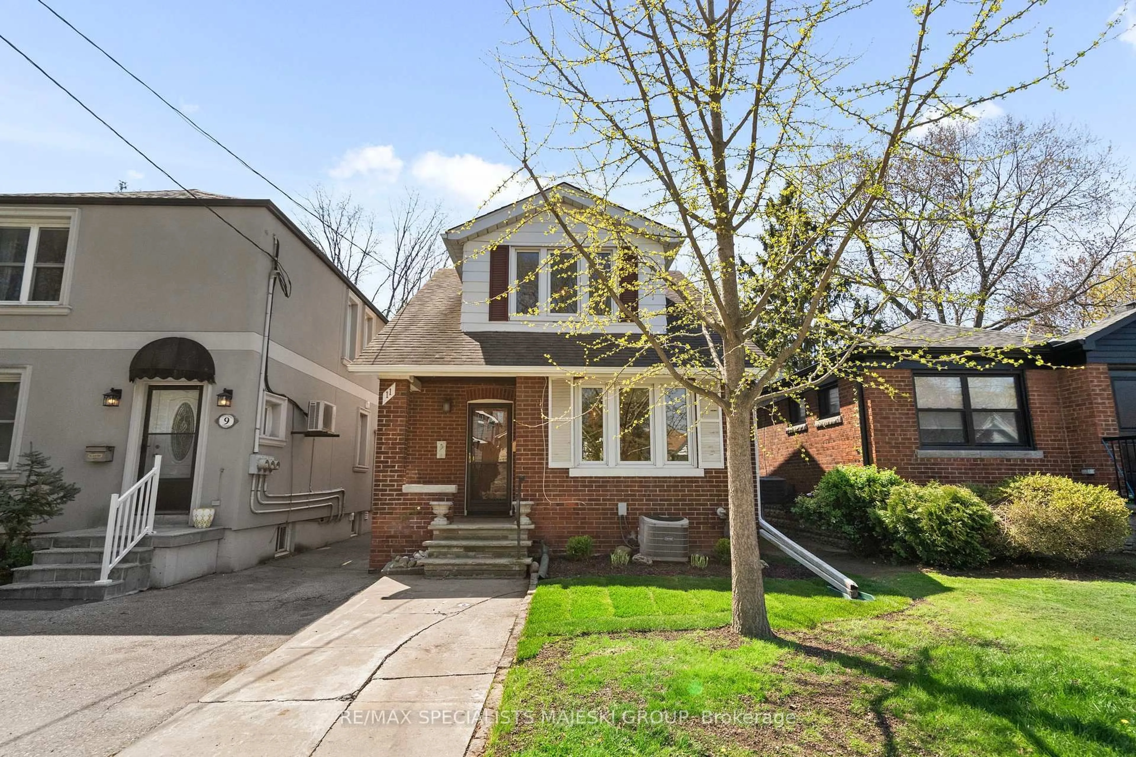 Home with brick exterior material, street for 11 Struthers St, Toronto Ontario M8V 1Y2