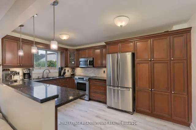 Additional property image - 4320 Shelby Cres