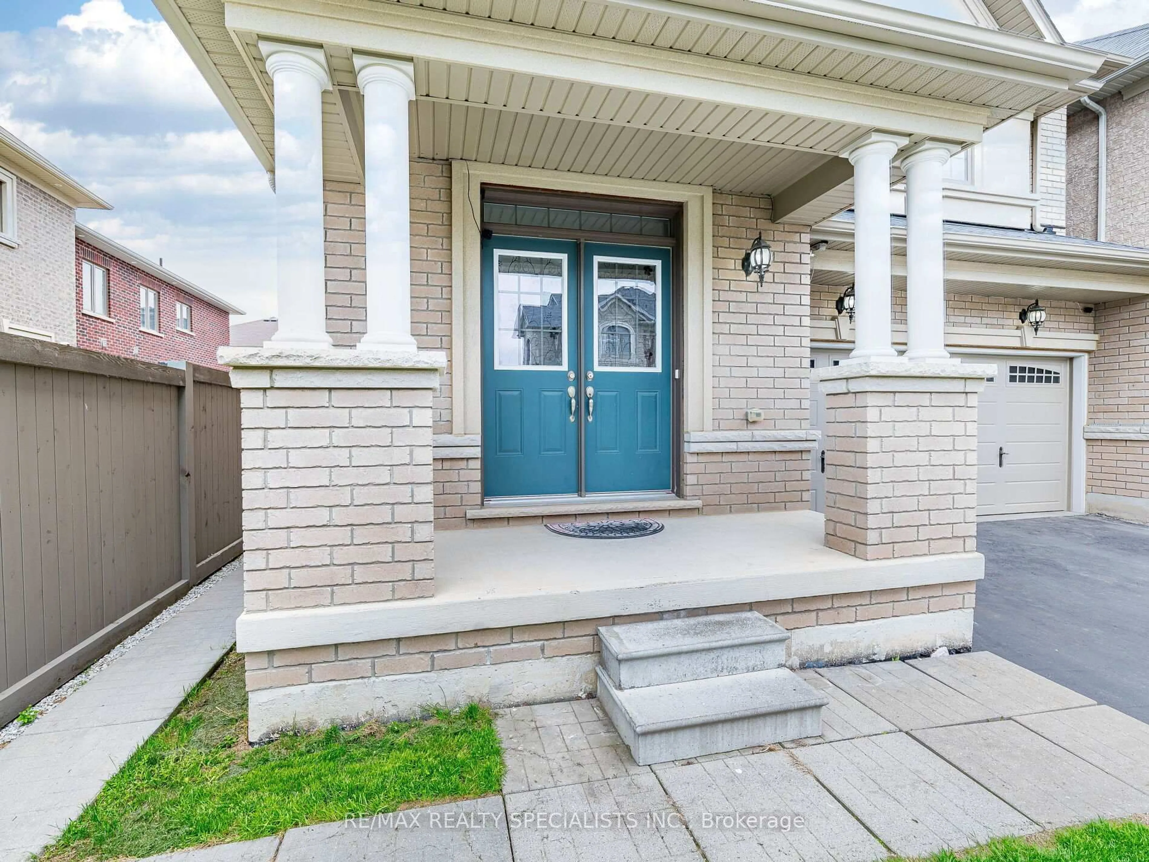 Unknown for 23 Henry Moody Dr, Brampton Ontario L7A 5A8
