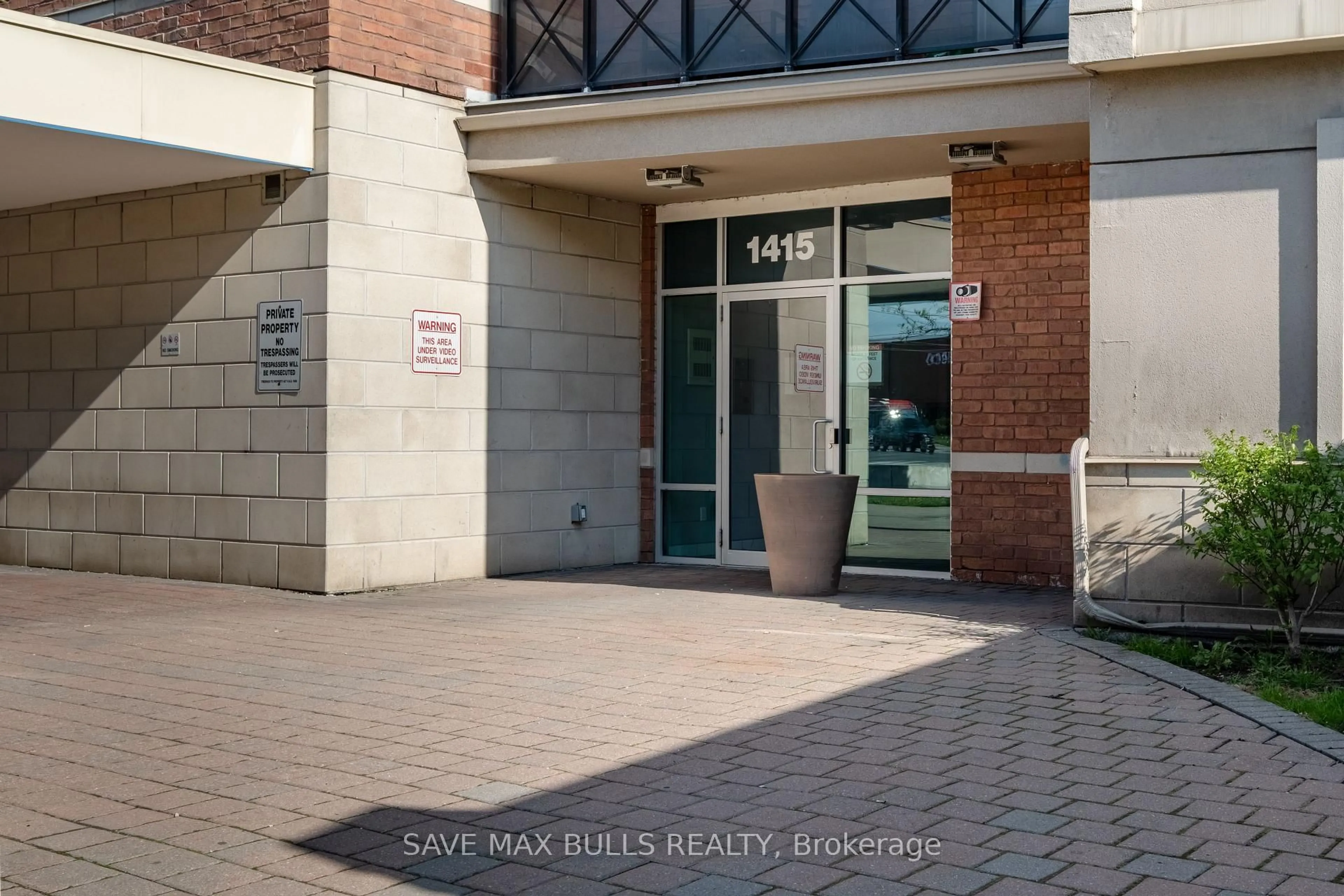 Unknown for 1415 Lawrence Ave #412, Toronto Ontario M6L 1A9