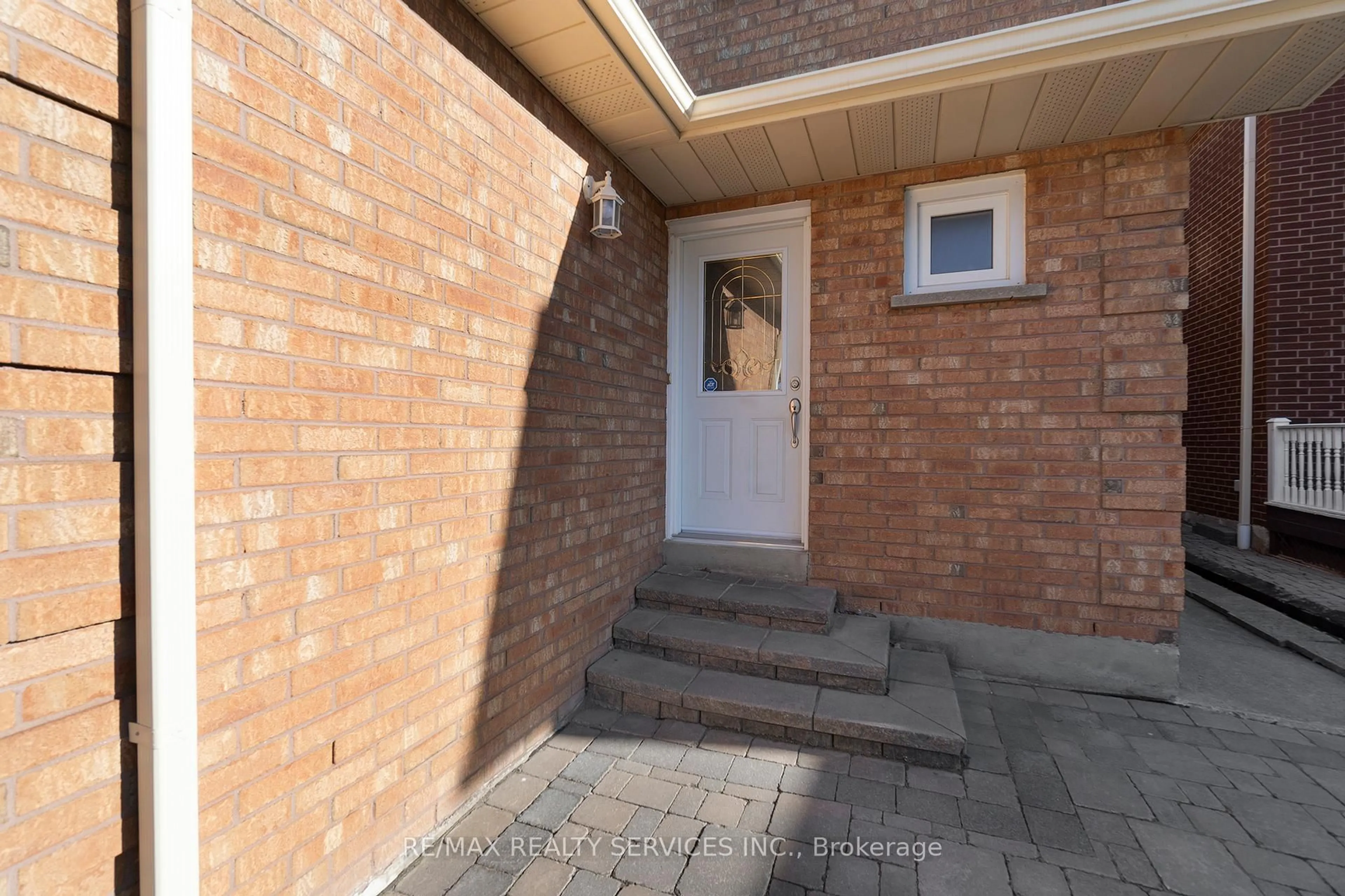 Unknown for 13 Cashel St, Brampton Ontario L6Z 2X6