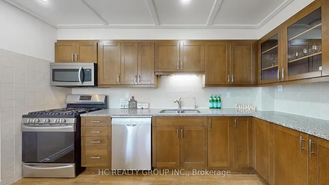 Additional property image - 1580 Lancaster Dr Unit 28
