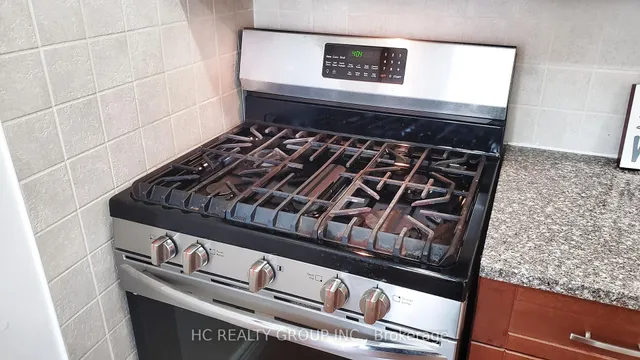 Additional property image - 1580 Lancaster Dr Unit 28