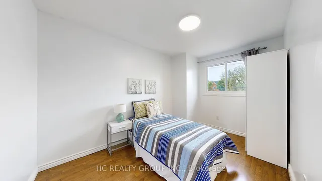 Additional property image - 1580 Lancaster Dr Unit 28