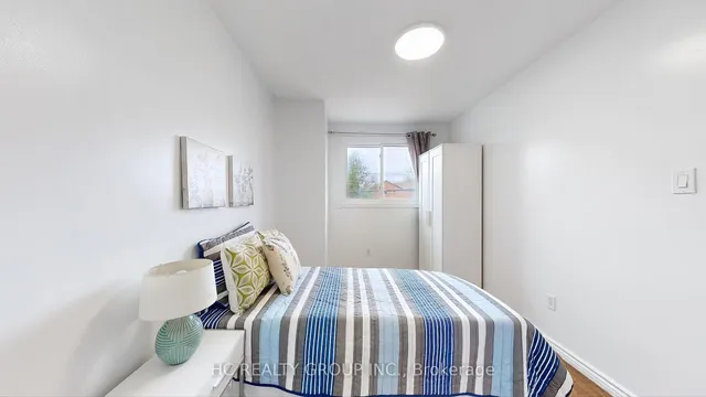 Additional property image - 1580 Lancaster Dr Unit 28
