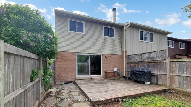 Additional property image - 1580 Lancaster Dr Unit 28