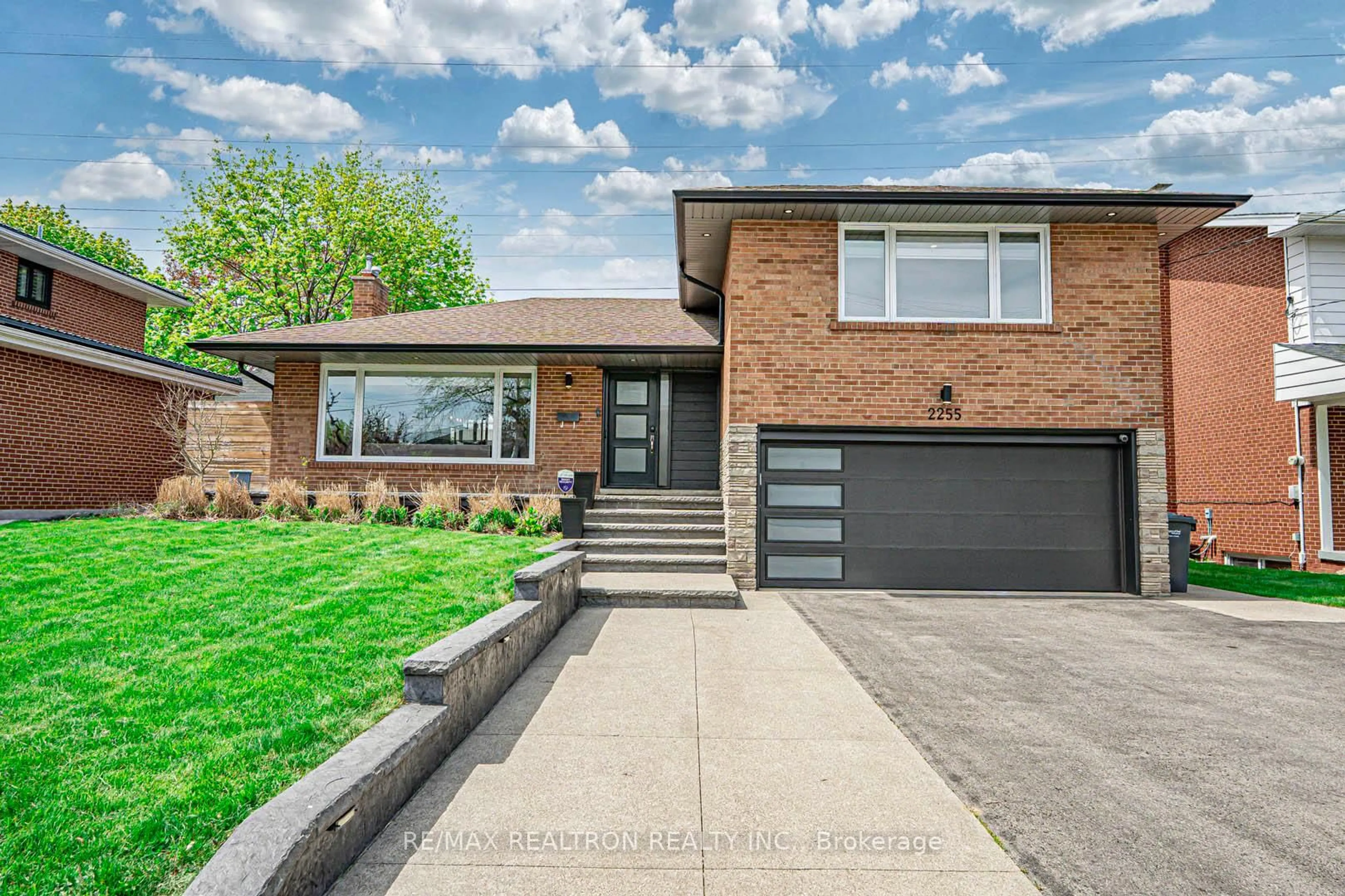 Home with brick exterior material, street for 2255 Denise Rd, Mississauga Ontario L4X 1J2