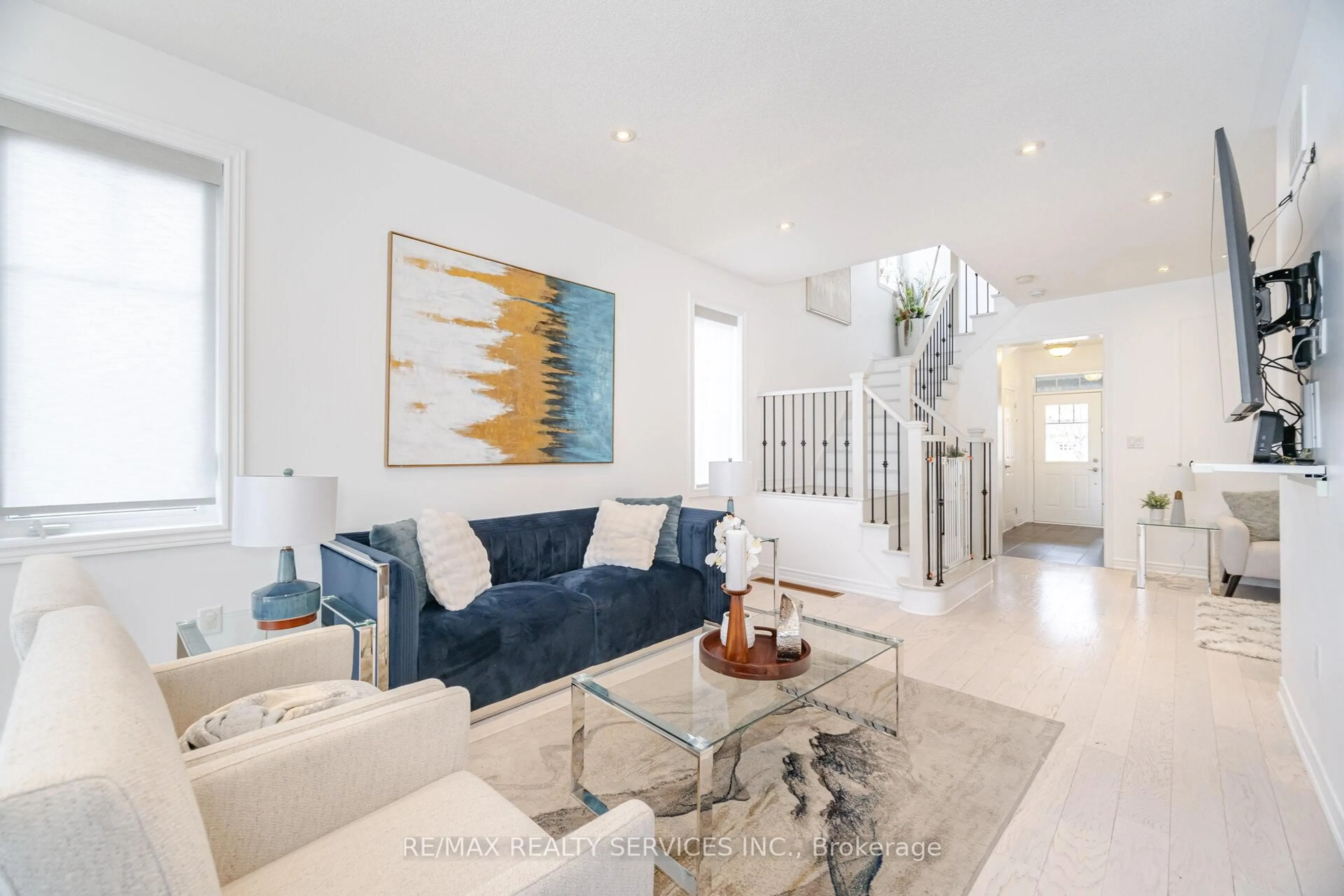 Living room with furniture, unknown for 39 Maple Cider St, Caledon Ontario L7C 4B4