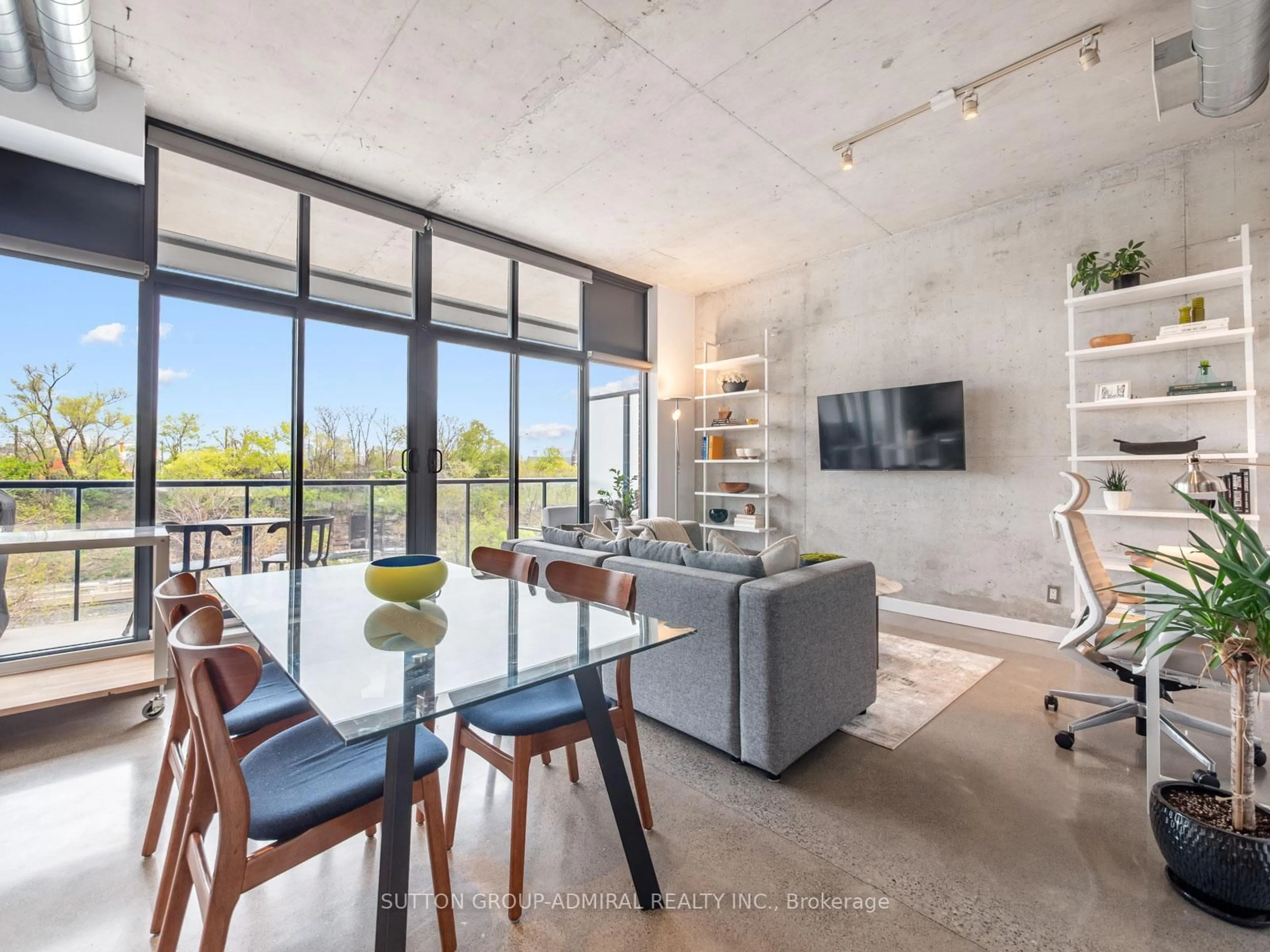 Unknown for 369 Sorauren Ave #307, Toronto Ontario M6R 3C2
