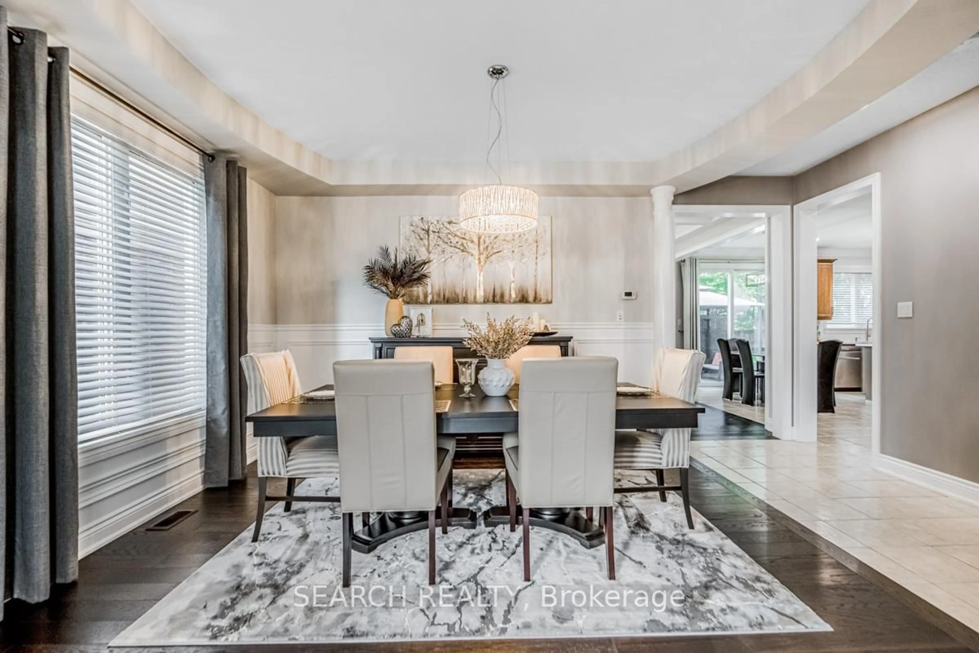 Dining room, unknown for 323 McDougall Crossing, Milton Ontario L9T 0N5