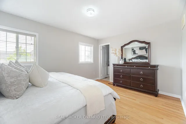 Additional property image - 50 Irene Cres