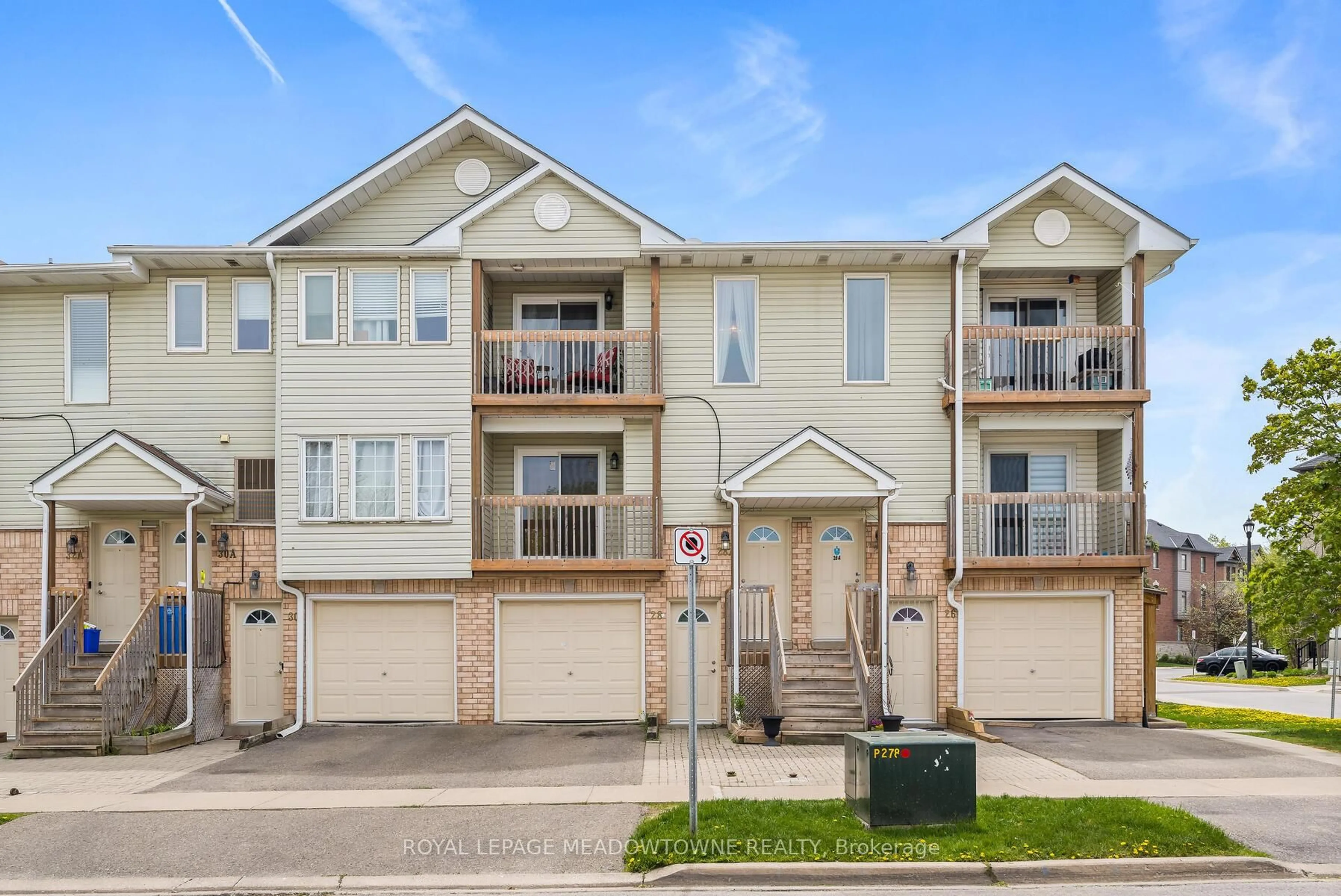 A pic from outside/outdoor area/front of a property/back of a property/a pic from drone, street for 28A Stewart Maclaren Rd, Halton Hills Ontario L7G 5L9