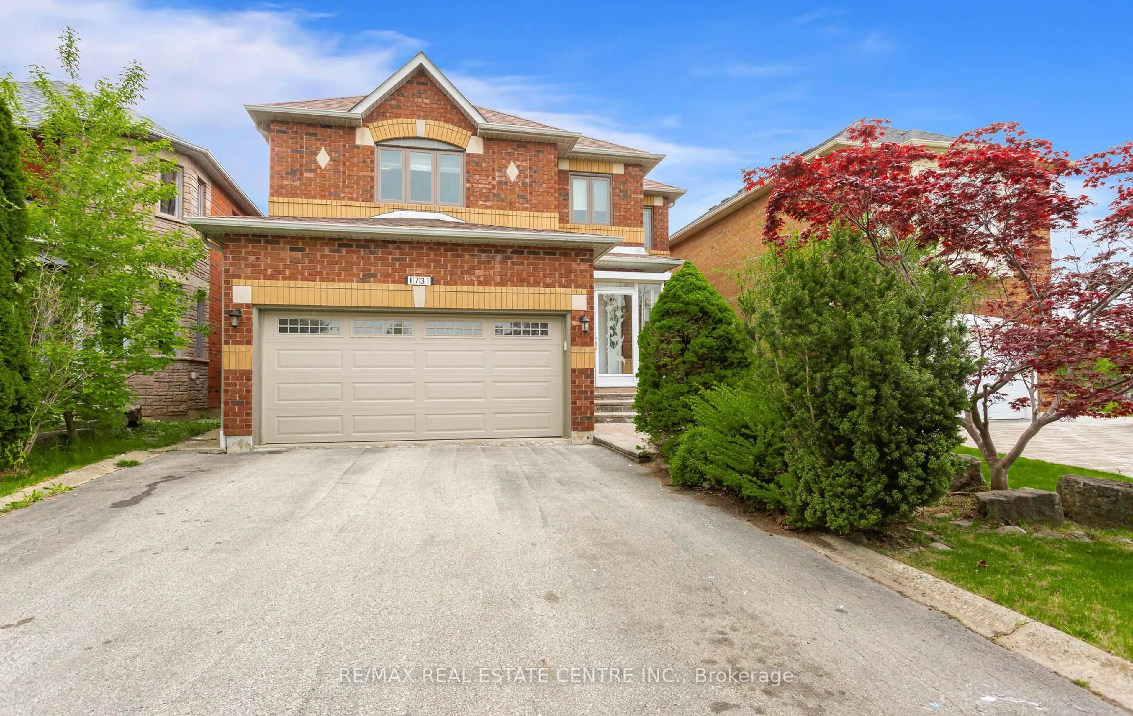 Home with brick exterior material, street for 1731 Riverbrook Cres, Mississauga Ontario L5M 6A1