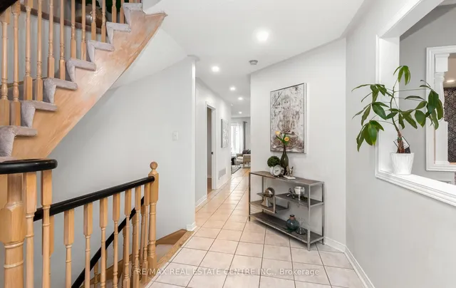 Additional property image - 1731 Riverbrook Cres