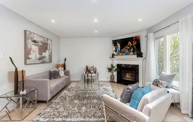 Additional property image - 1731 Riverbrook Cres