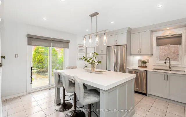 Additional property image - 1731 Riverbrook Cres