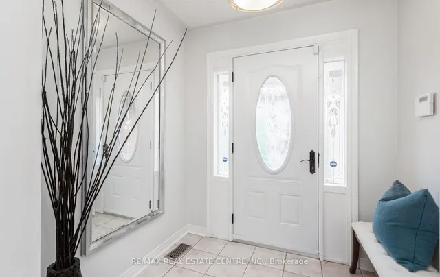 Additional property image - 1731 Riverbrook Cres