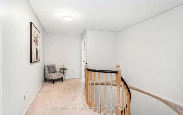 Additional property image - 1731 Riverbrook Cres