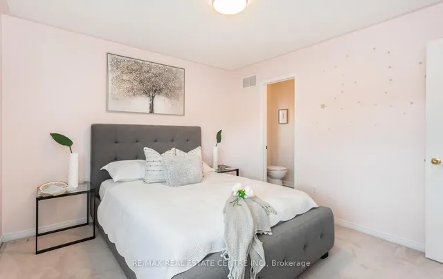 Additional property image - 1731 Riverbrook Cres