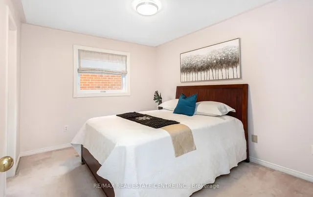 Additional property image - 1731 Riverbrook Cres