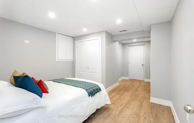 Additional property image - 1731 Riverbrook Cres