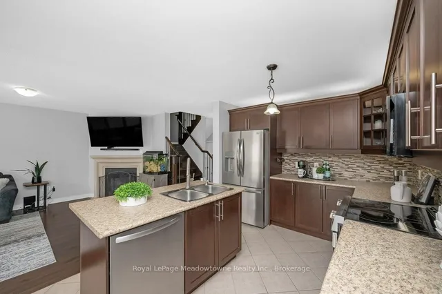 Additional property image - 152 Weston Dr