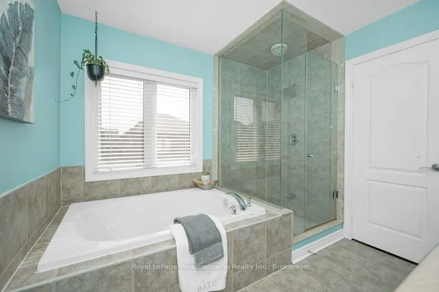 Additional property image - 152 Weston Dr