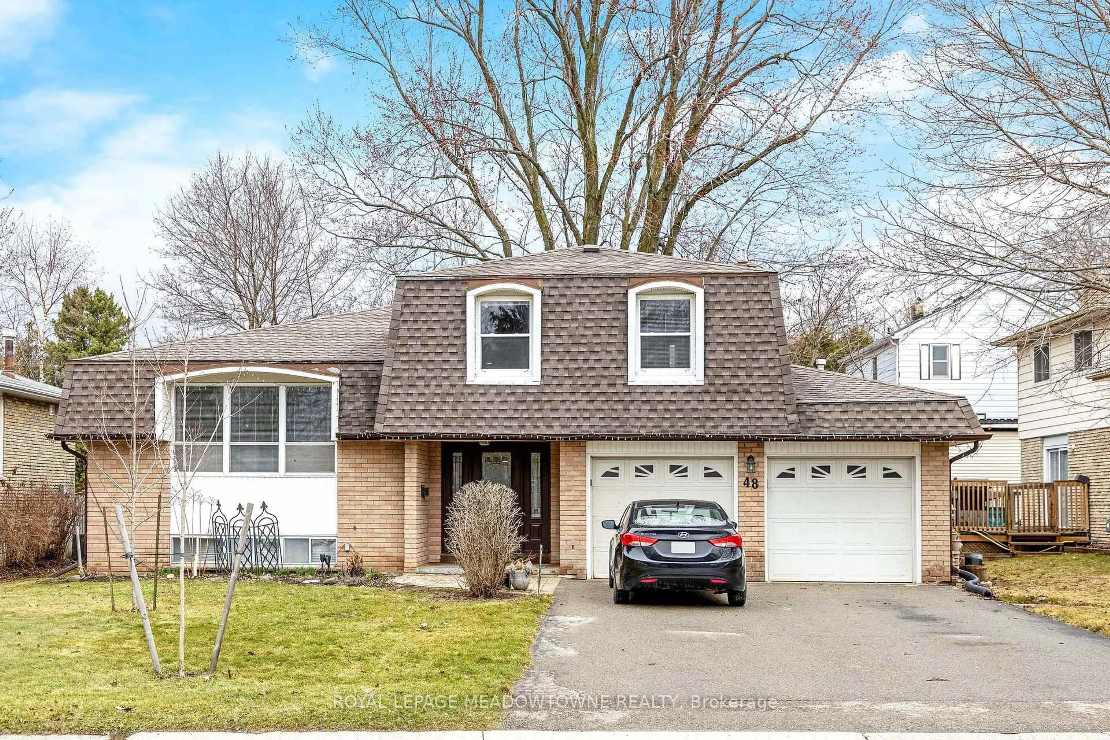 Home with vinyl exterior material, street for 48 Norman Ave, Halton Hills Ontario L7J 2R8