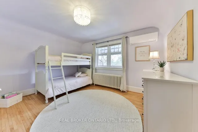 Additional property image - 542 Cumberland Ave