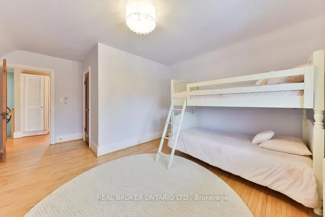 Additional property image - 542 Cumberland Ave