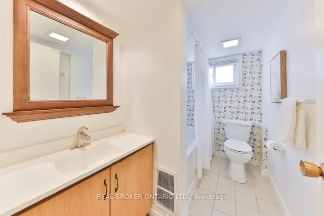 Additional property image - 542 Cumberland Ave
