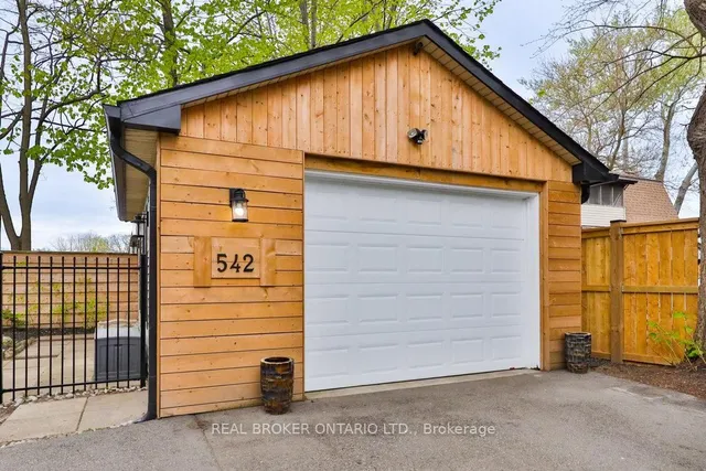 Additional property image - 542 Cumberland Ave