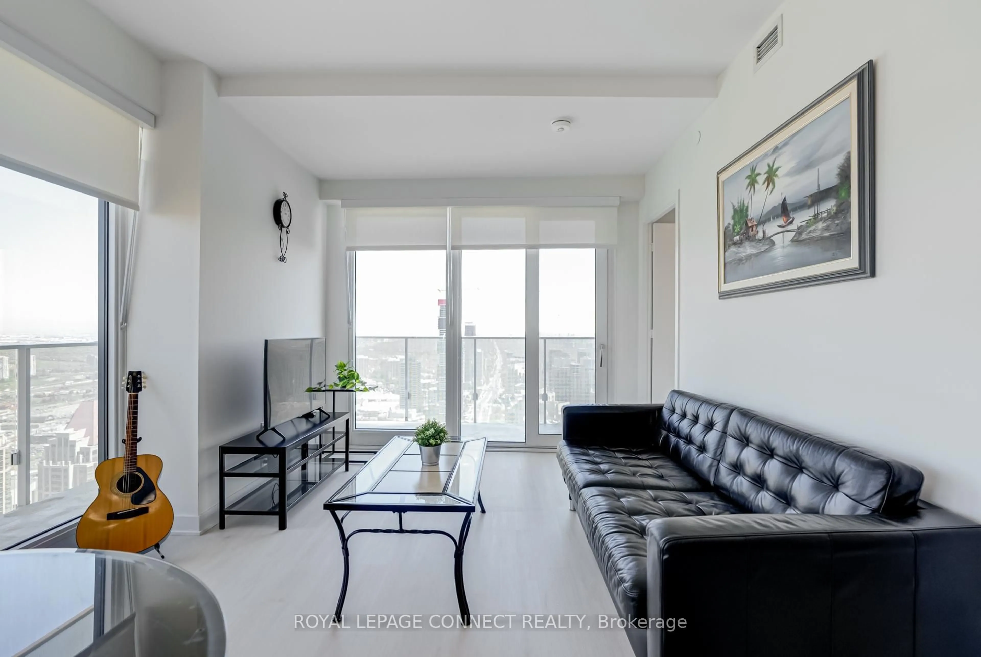 Living room with furniture, unknown for 3900 Confederation Pkwy #4710, Mississauga Ontario L5B 0M3