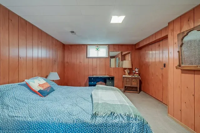 Additional property image - 327 Strathcona Dr
