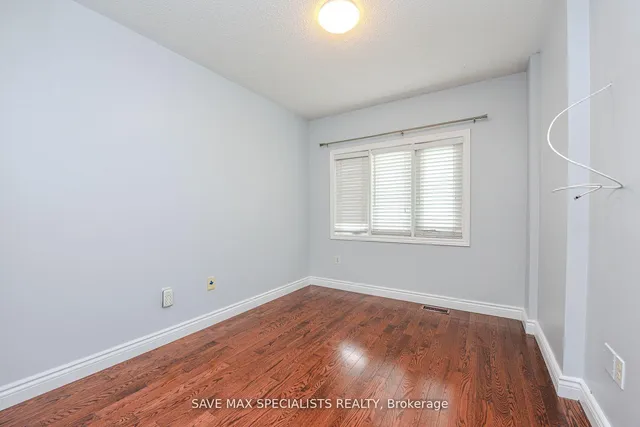 Additional property image - 622 Lumberton Cres