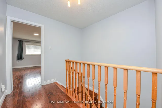 Additional property image - 622 Lumberton Cres