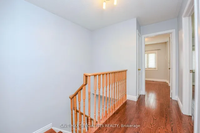 Additional property image - 622 Lumberton Cres