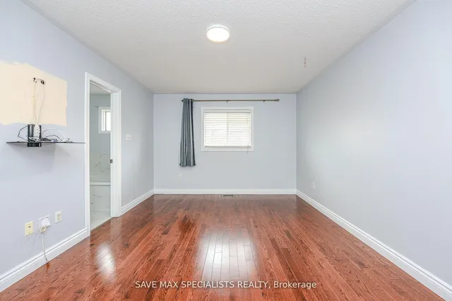 Additional property image - 622 Lumberton Cres